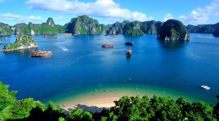 Lan Ha Bay